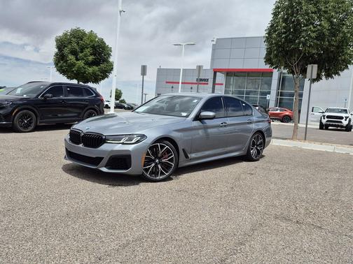 Skyscraper Gray Metallic 2023 BMW 540 i xDrive