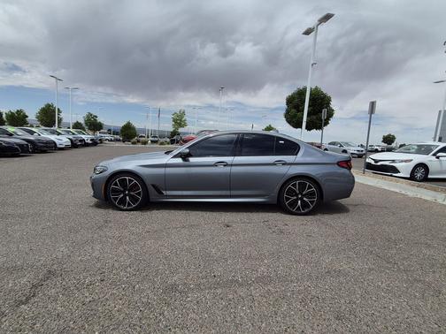 Skyscraper Gray Metallic 2023 BMW 540 i xDrive