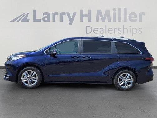 2024 Toyota Sienna Limited 7-Passenger