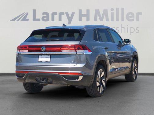2024 Volkswagen Atlas Cross Sport 2.0T SE w/Technology 4MOTION