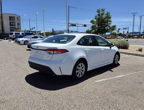 Ice 2024 Toyota Corolla LE