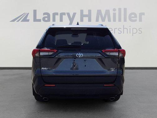 Magnetic Gray Metallic 2025 Toyota RAV4 XLE