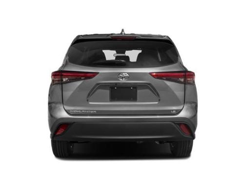 Celestial Silver Metallic 2021 Toyota Highlander LE