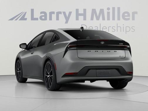 Guardian Gray 2027 Toyota Prius LE