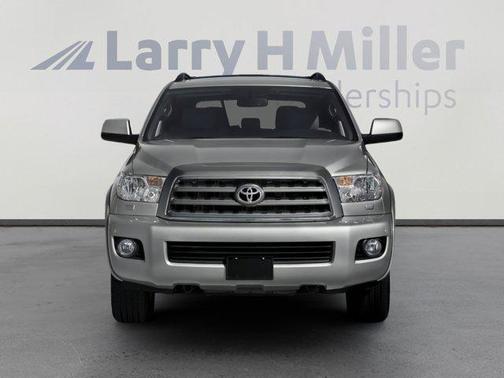 2016 Toyota Sequoia SR5