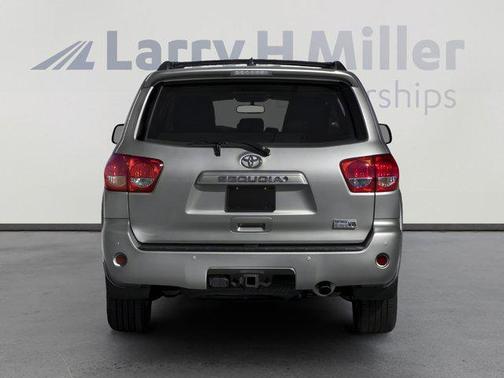 2016 Toyota Sequoia SR5