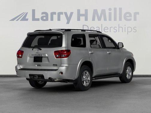 2016 Toyota Sequoia SR5