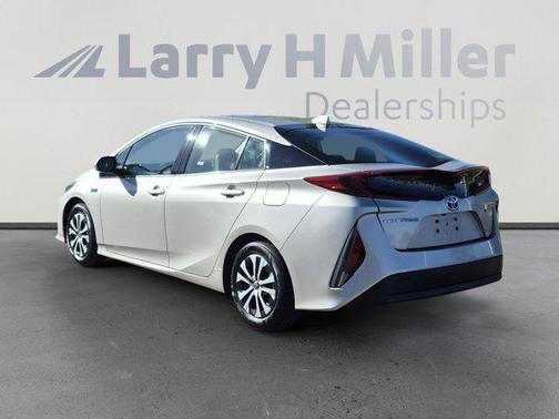 Titanium Glow 2020 Toyota Prius Prime XLE