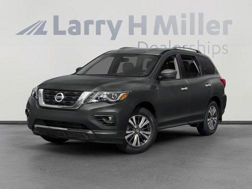 2017 Nissan Pathfinder SV