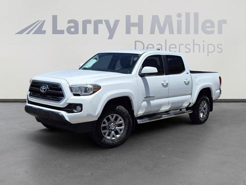 Super White 2017 Toyota Tacoma SR5