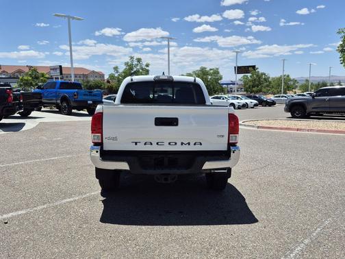 Super White 2017 Toyota Tacoma SR5