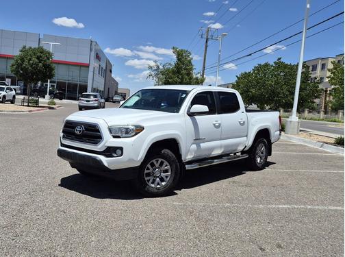 Super White 2017 Toyota Tacoma SR5