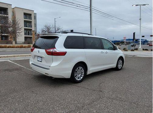 2015 Toyota Sienna XLE