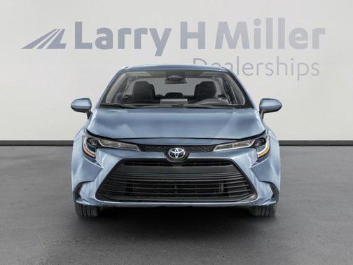 Ice Cap 2025 Toyota Corolla LE