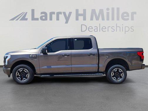 2023 Ford F-150 Lightning XLT