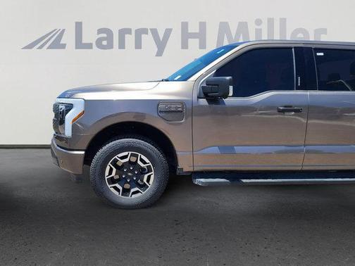 2023 Ford F-150 Lightning XLT