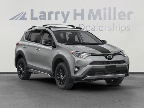 Super White 2018 Toyota RAV4 XLE