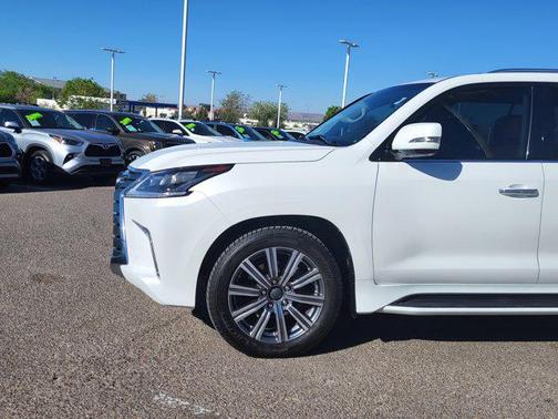 2017 Lexus LX 570 Base