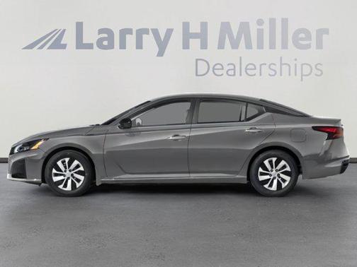 2025 Nissan Altima S FWD