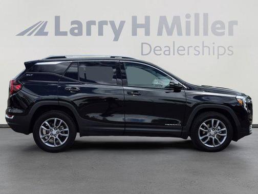 Ebony Twilight Metallic 2024 GMC Terrain SLT