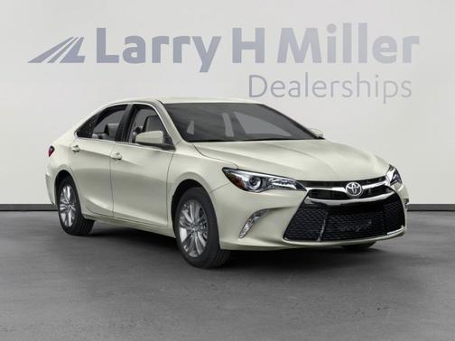 Attitude Black 2015 Toyota Camry SE
