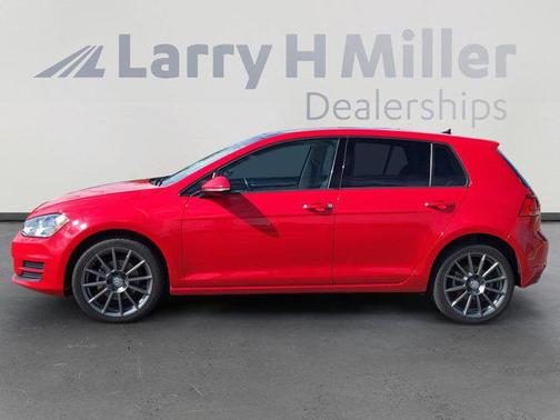 2017 Volkswagen Golf TSI Wolfsburg Edition 4-Door