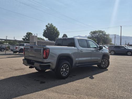 Sterling Metallic 2023 GMC Sierra 1500 AT4