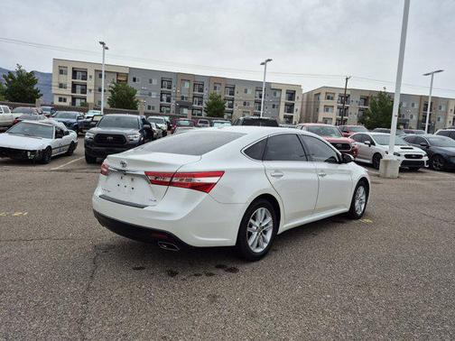 Blizzard Pearl 2014 Toyota Avalon XLE Premium
