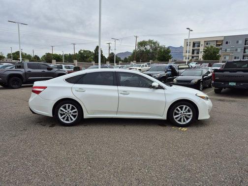Blizzard Pearl 2014 Toyota Avalon XLE Premium
