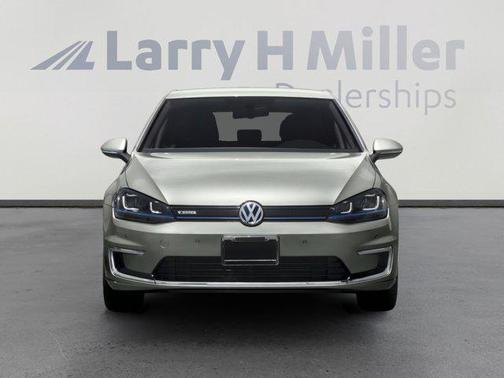 2016 Volkswagen e-Golf SE