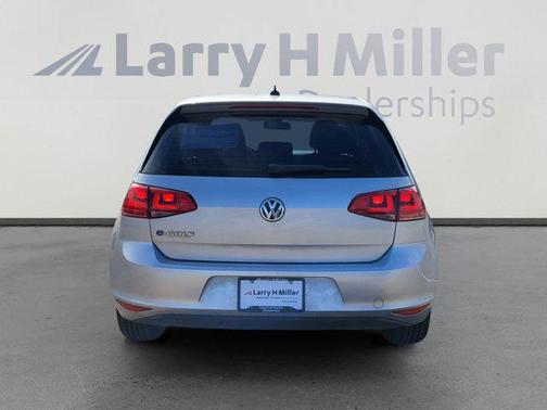 2016 Volkswagen e-Golf SE