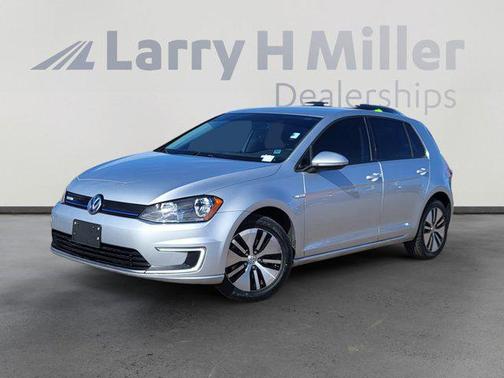 2016 Volkswagen e-Golf SE