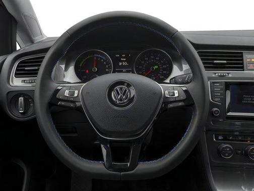 2016 Volkswagen e-Golf SE