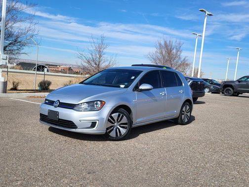 2016 Volkswagen e-Golf SE