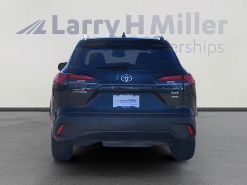 2024 Toyota Corolla Cross XLE