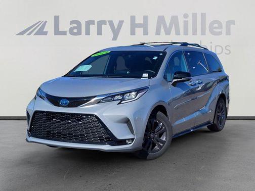 2024 Toyota Sienna XSE 7 Passenger