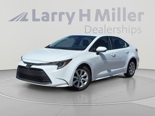 Ice 2026 Toyota Corolla LE
