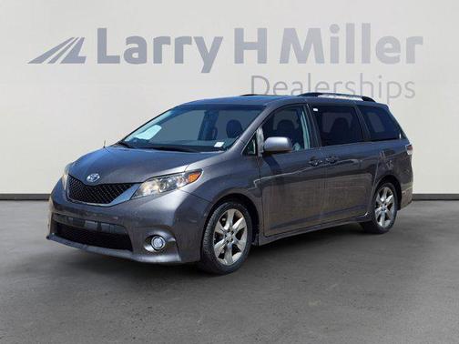 Predawn Gray Mica 2012 Toyota Sienna SE