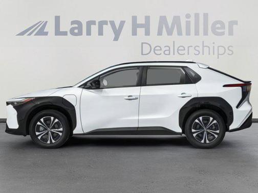 2025 Toyota bZ4X XLE