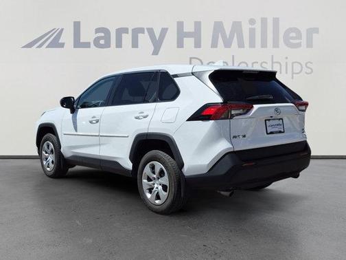 Ice Cap 2023 Toyota RAV4 LE