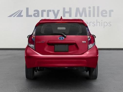 2016 Toyota Prius c Four