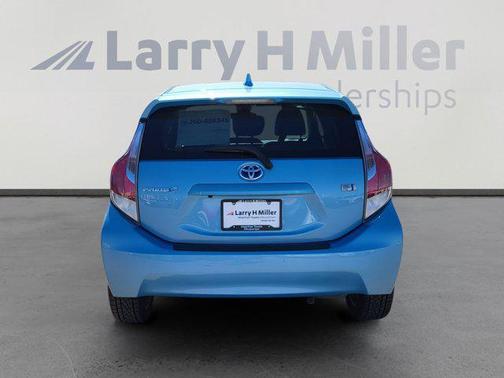 2016 Toyota Prius c Four