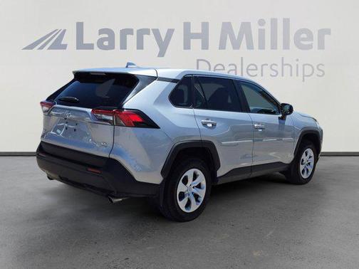 Silver Sky Metallic 2023 Toyota RAV4 LE