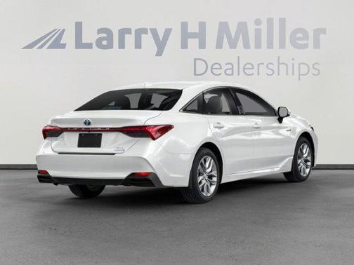 Celestial Silver Metallic 2021 Toyota Avalon Hybrid XLE