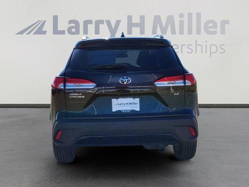 2025 Toyota Corolla Cross LE