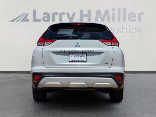 White Diamond 2025 Mitsubishi Eclipse Cross SE