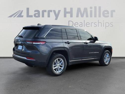 2024 Jeep Grand Cherokee Laredo
