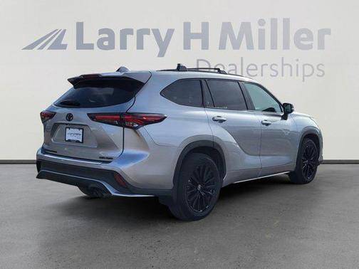 2024 Toyota Highlander XSE