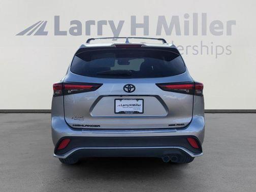 2024 Toyota Highlander XSE