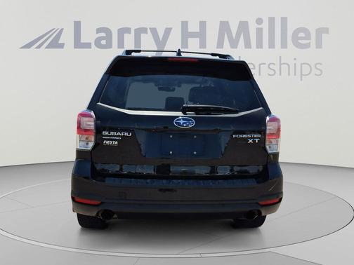 Crystal Black Silica 2018 Subaru Forester 2.0XT Touring